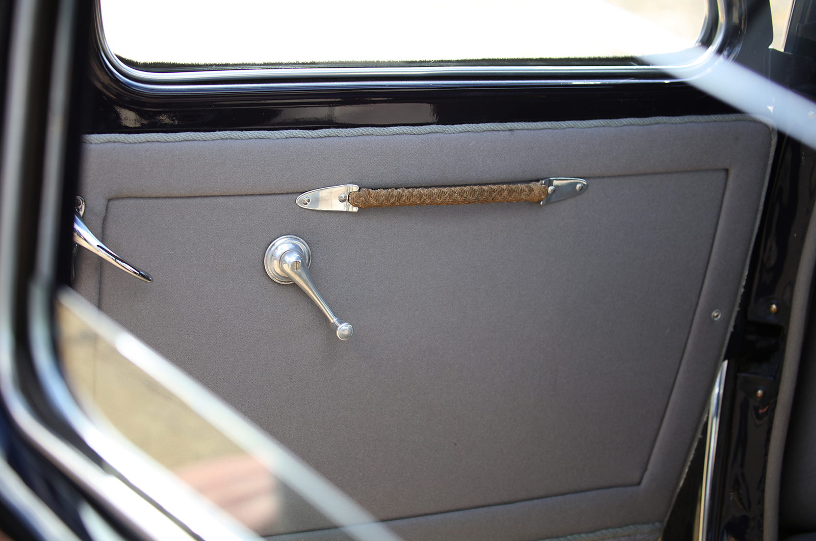 Classic & Sports Car – Going with the flow: Lancia Aprilia vs Jowett Javelin