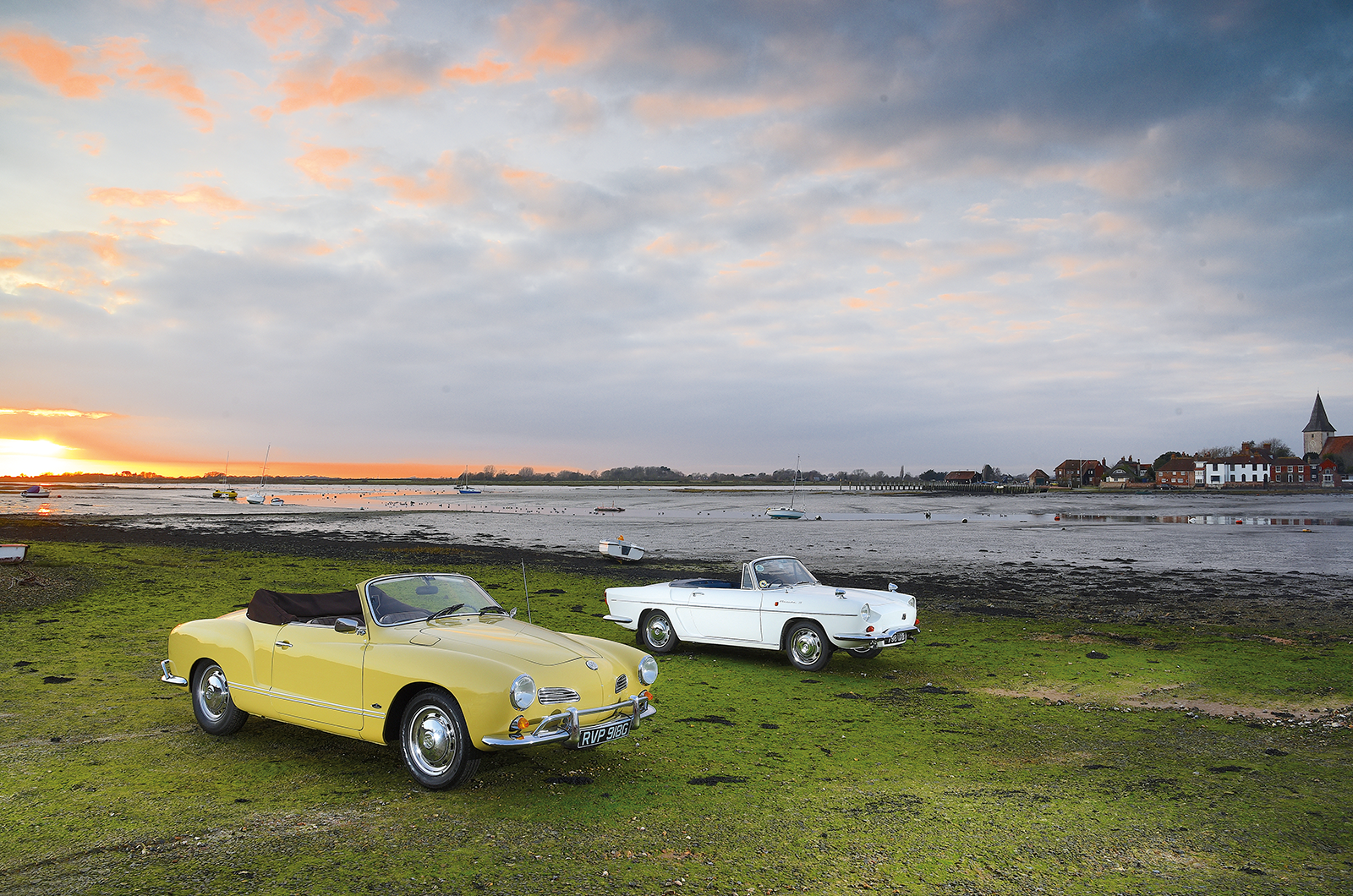 Classic & Sports Car – Chic to chic: Volkswagen Karmann Ghia vs Renault Floride