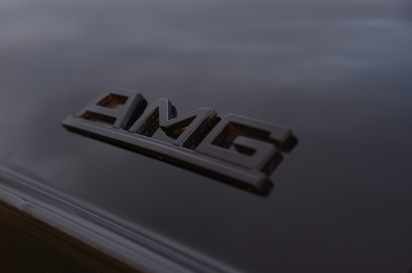 Classic & Sports Car – Is this the ultimate Mercedes-Benz 123-series estate?