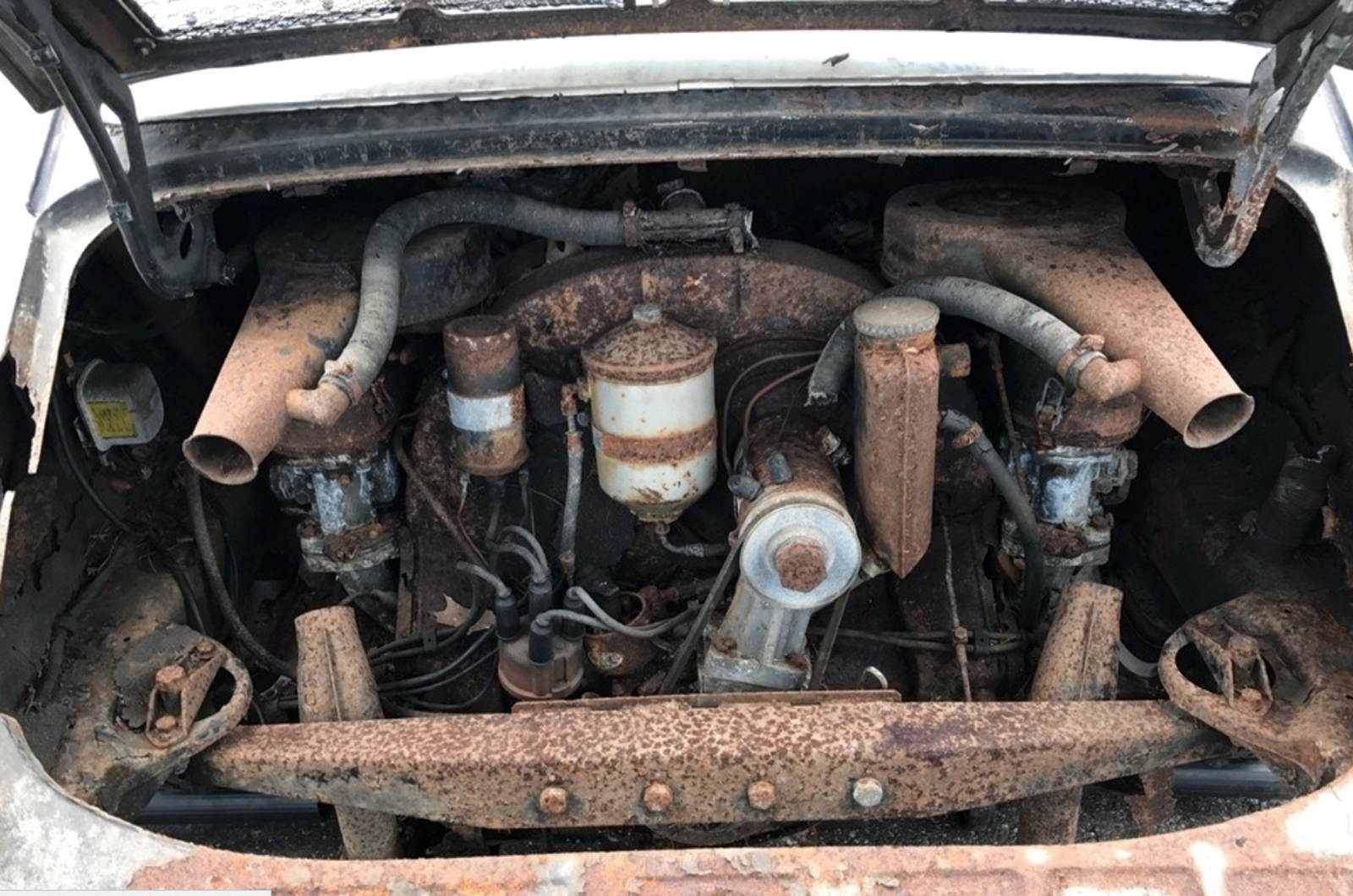 Classic & Sports Car – Barn-find revived: the last Porsche 901