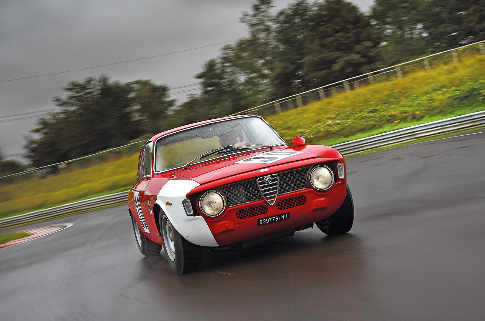 Classic & Sports Car – Driving Jochen Rindt’s Alfa Romeo GTA