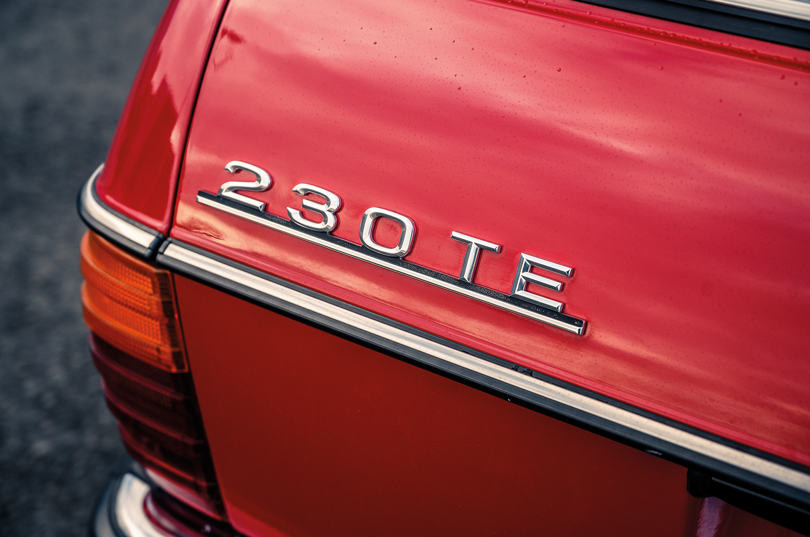 Classic & Sports Car – How Britain nearly missed Mercedes’ brilliant 230TE