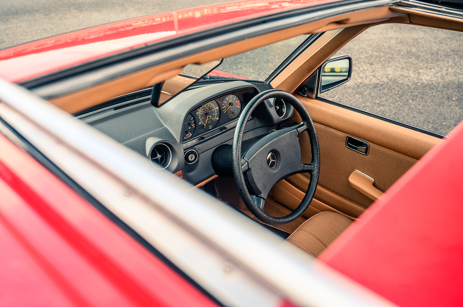 Classic & Sports Car – How Britain nearly missed Mercedes’ brilliant 230TE