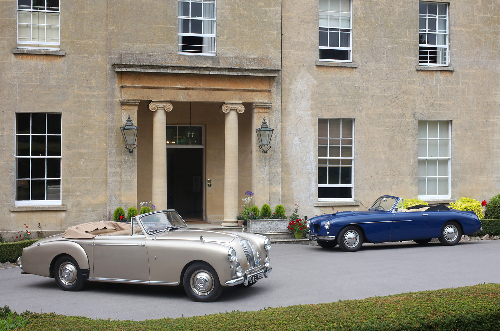 Classic & Sports Car – From the past with presence: Bristol 405 vs Lagonda 3 Litre