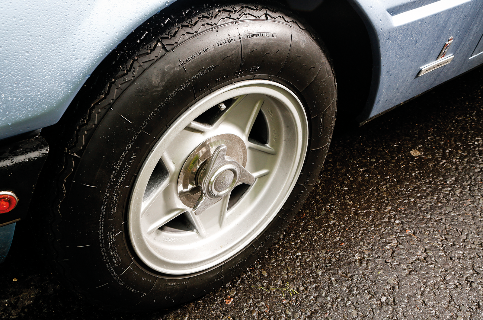 Practical performance: Lamborghini Espada vs Maserati Indy vs Ferrari 365GT4 2+2