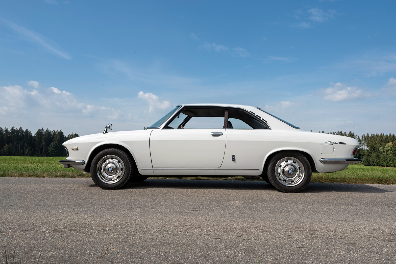 Classic & Sports Car – Quiet revolutionary: Mazda R130 Luce