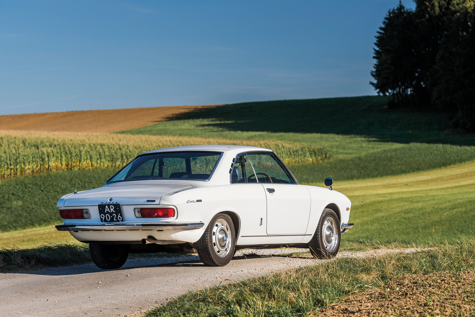 Classic & Sports Car – Quiet revolutionary: Mazda R130 Luce