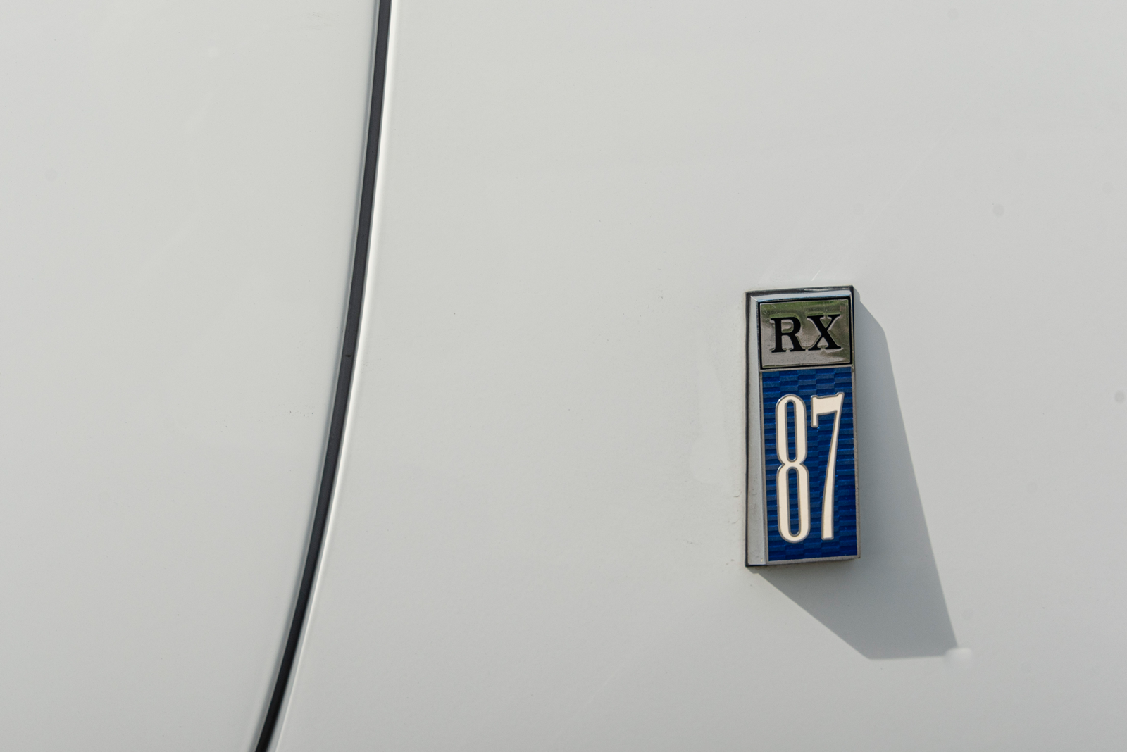 Classic & Sports Car – Quiet revolutionary: Mazda R130 Luce