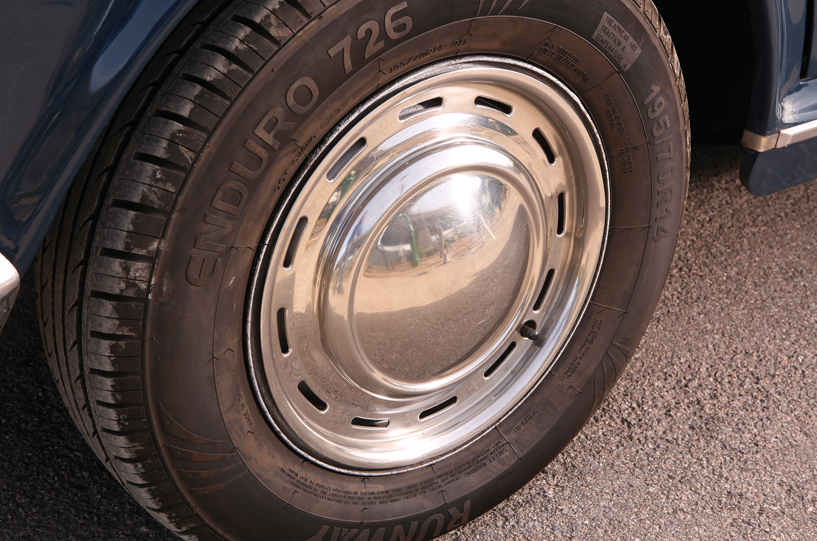 Classic & Sports Car – Battle for the boardroom: Austin 3 Litre vs Ford Executive vs Vauxhall Viscount