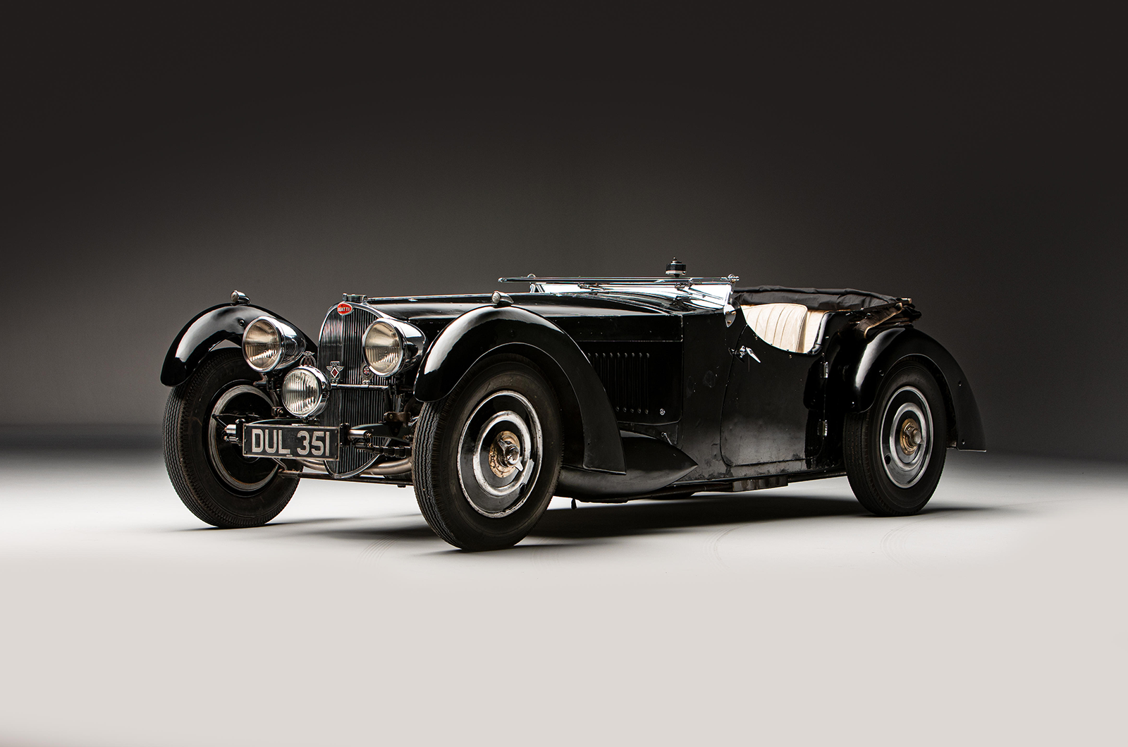 Classic & Sports Car – Bugatti Type 57S: Molsheim’s missing link