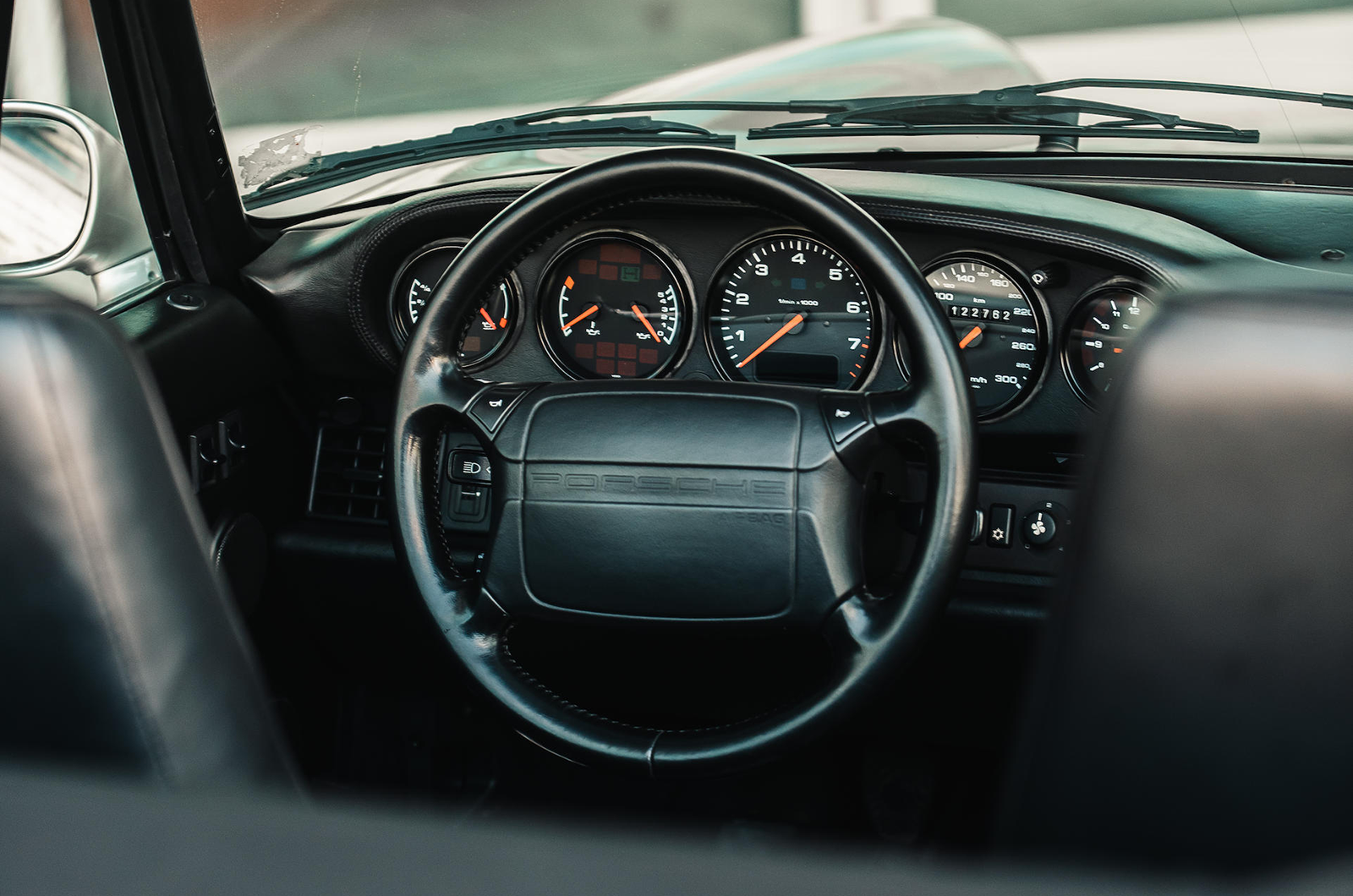 Classic & Sports Car – Fancy Maradona’s Porsche?