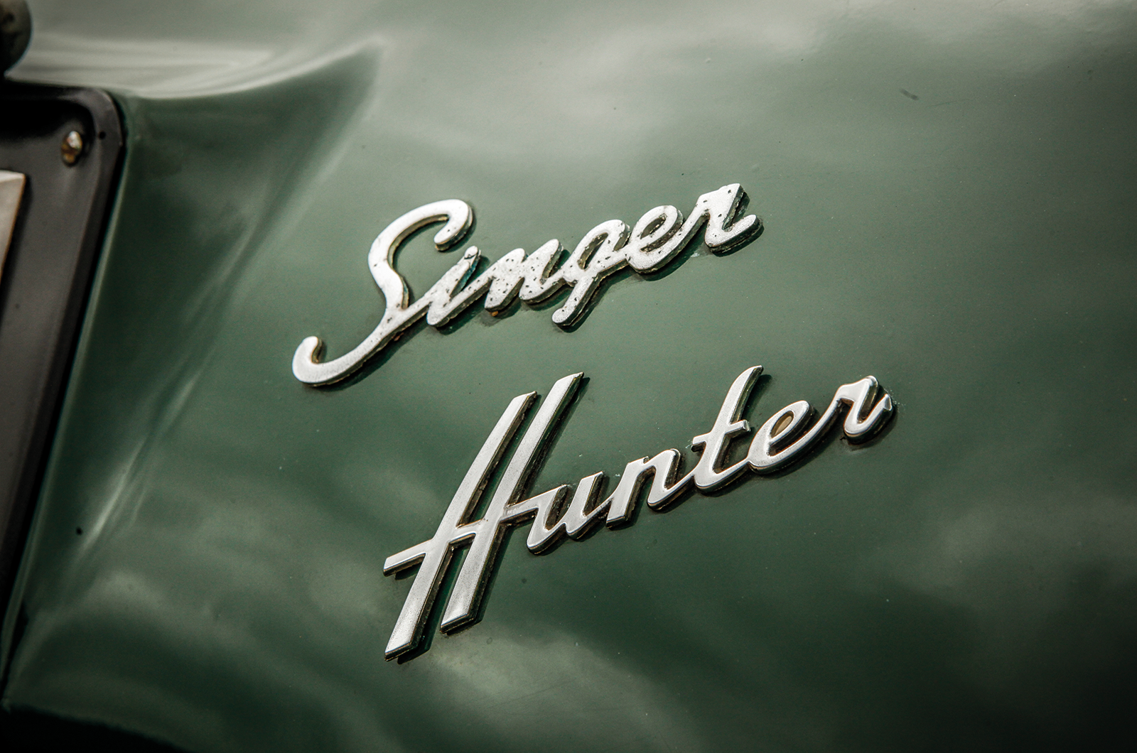 Classic & Sports Car – A touch of class: Sunbeam MkIII vs Singer Hunter