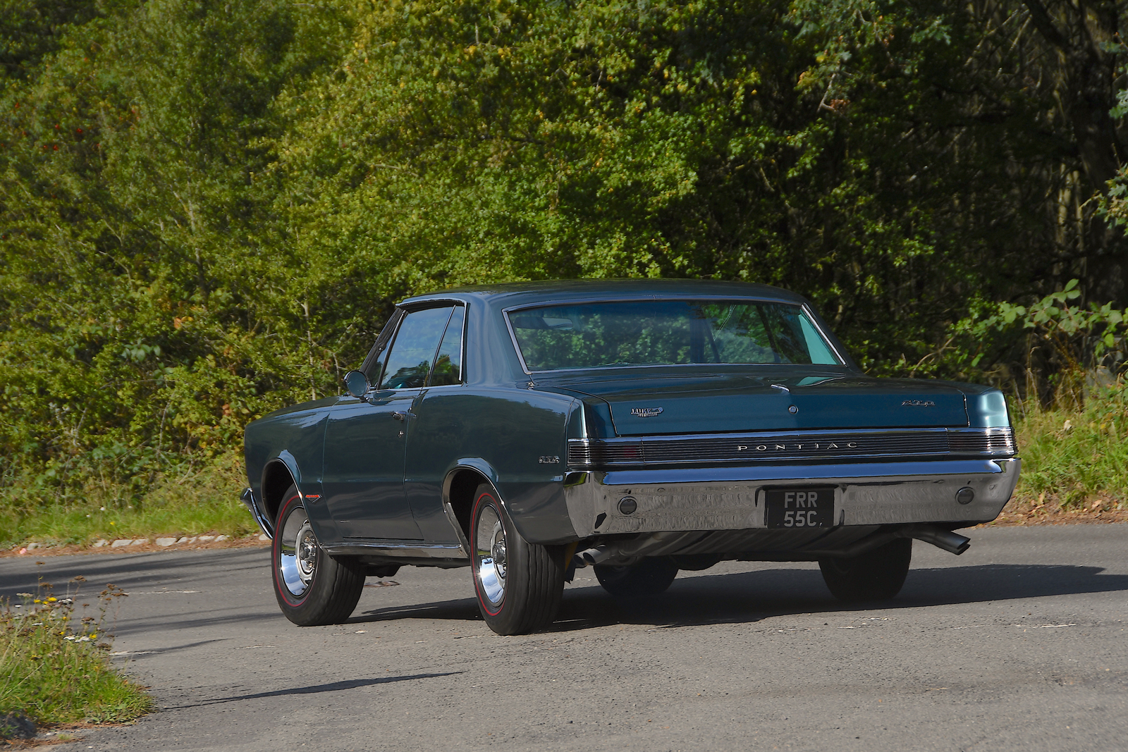 Classic & Sports Car – Pacific reunion: Nissan Skyline GT-R vs Pontiac Tempest Le Mans GTO