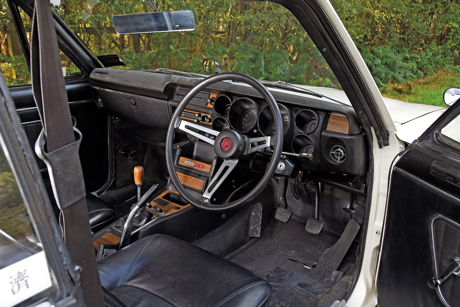 Classic & Sports Car – Pacific reunion: Nissan Skyline GT-R vs Pontiac Tempest Le Mans GTO