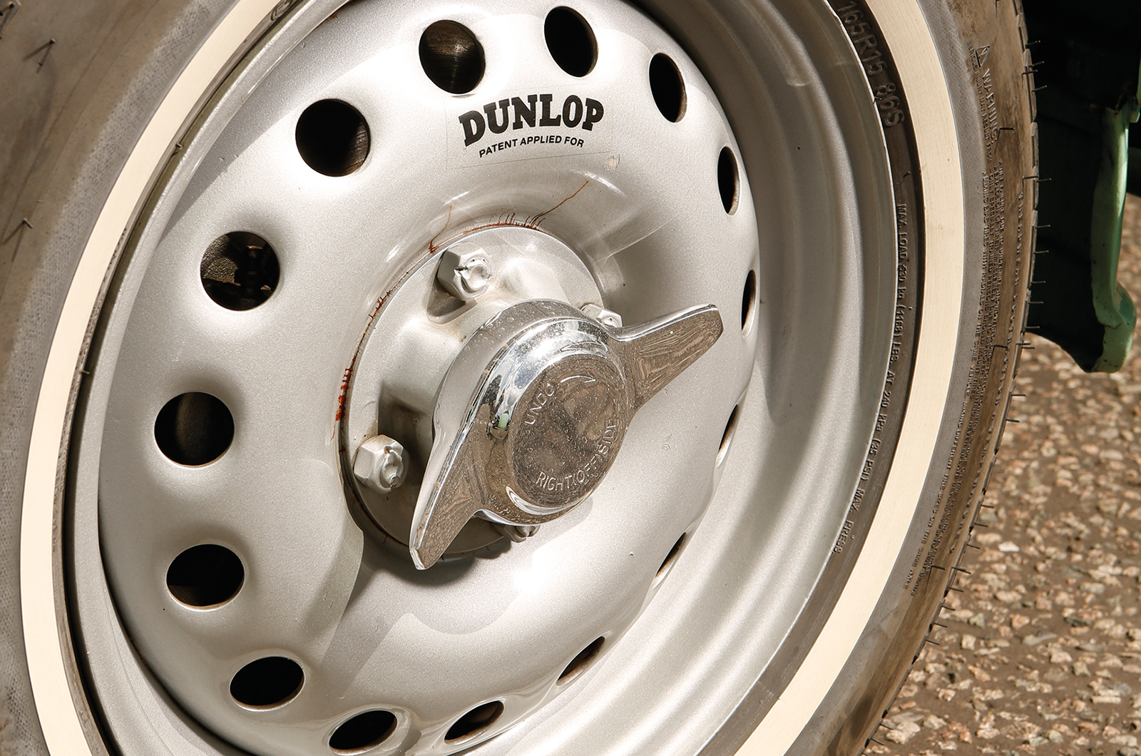 Classic & Sports Car – Little gems: Alfa Romeo vs MG vs Lotus vs Porsche