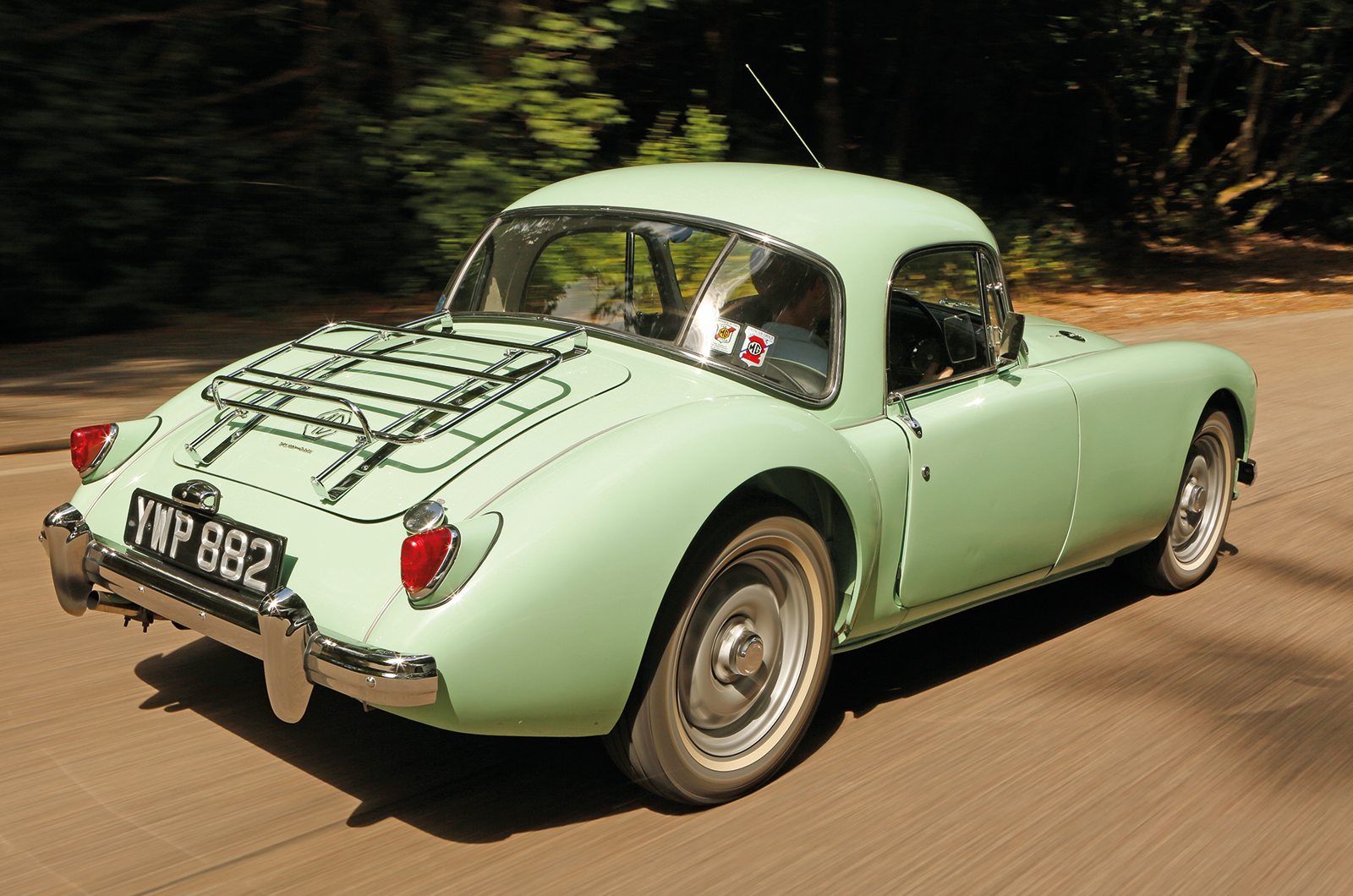 Classic & Sports Car – Little gems: Alfa Romeo vs MG vs Lotus vs Porsche
