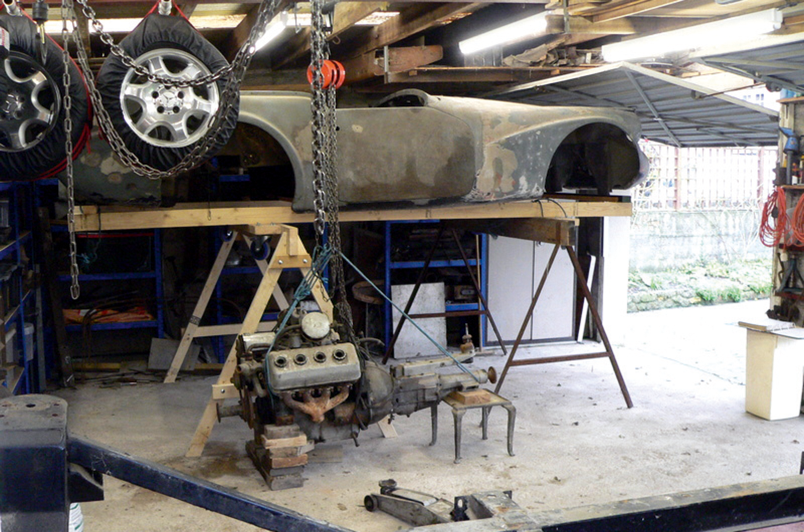 Classic & Sports Car – The comeback kid: Daimler SP250 restoration