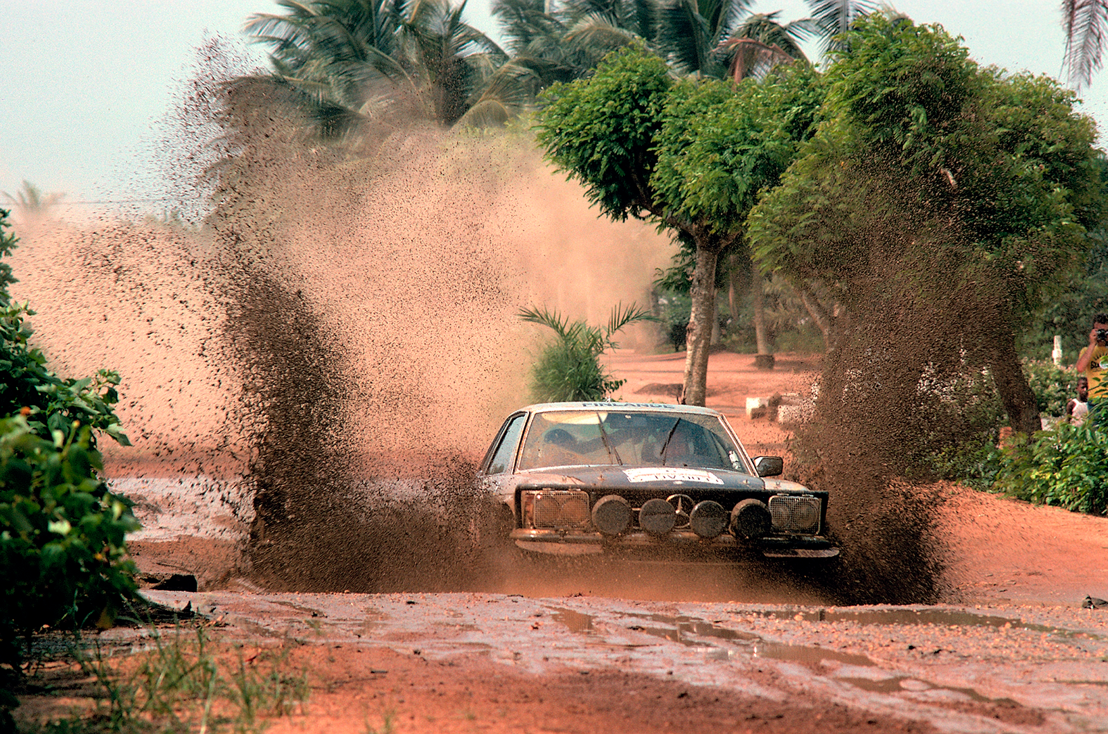 Classic & Sports Car – Mercedes-Benz 450SLC 5.0: the world’s least likely rally car?