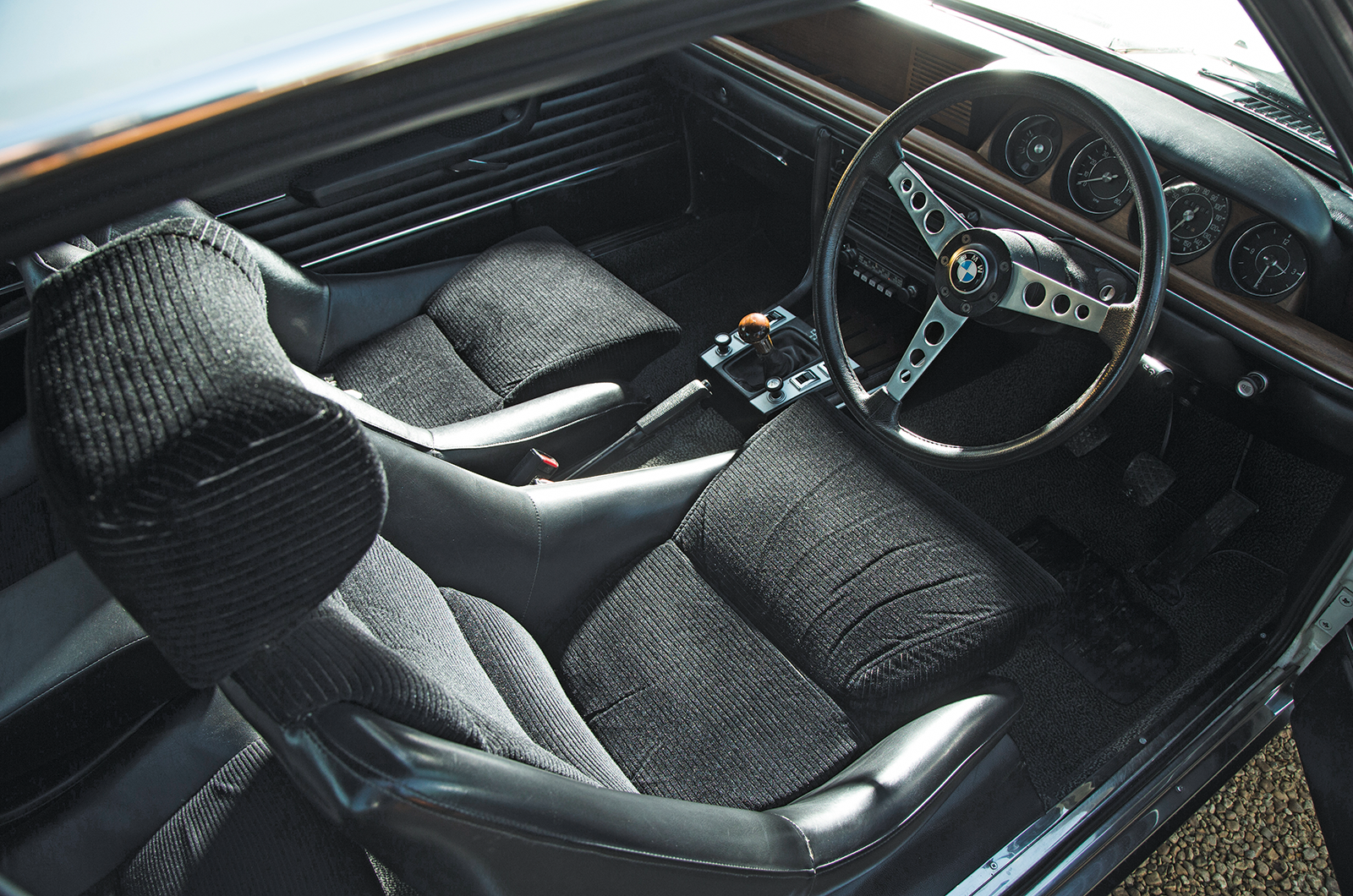 Classic & Sports Car – Putting Munich on the map: BMW 2002 and 3.0 CSL