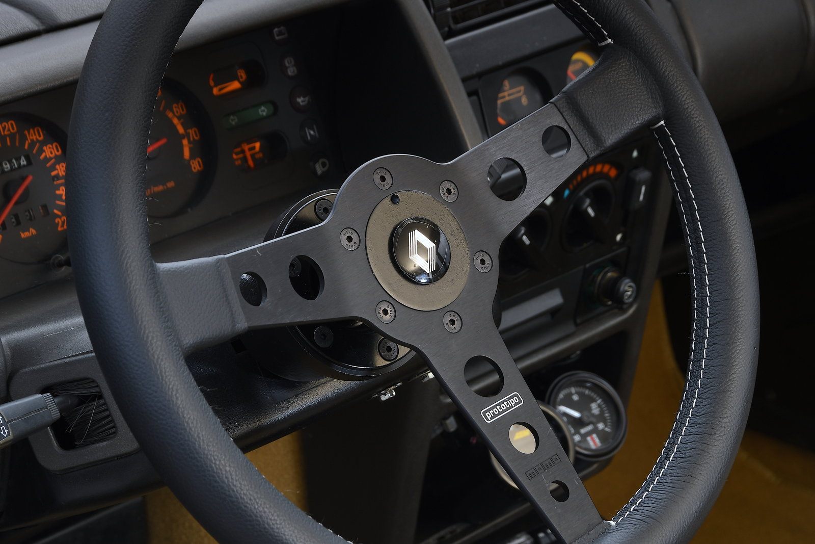 Classic & Sports Car – Wild child restored: Renault 5 Turbo 2