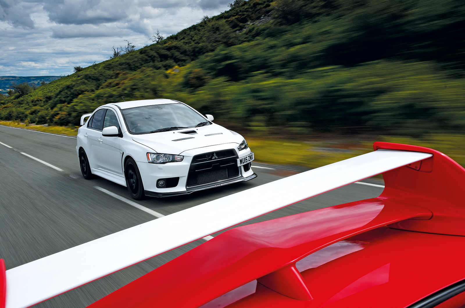 Classic & Sports Car – Signing off in style: Mitsubishi Lancer Evolution VI vs Evolution X