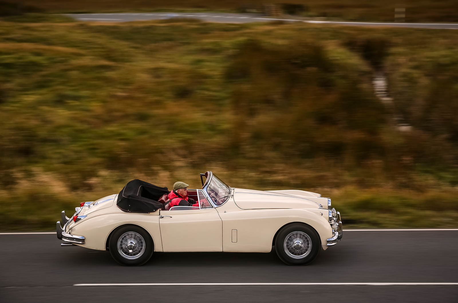 Classic & Sports Car – The £300 Jaguar XK150 that’s become a lifelong friend