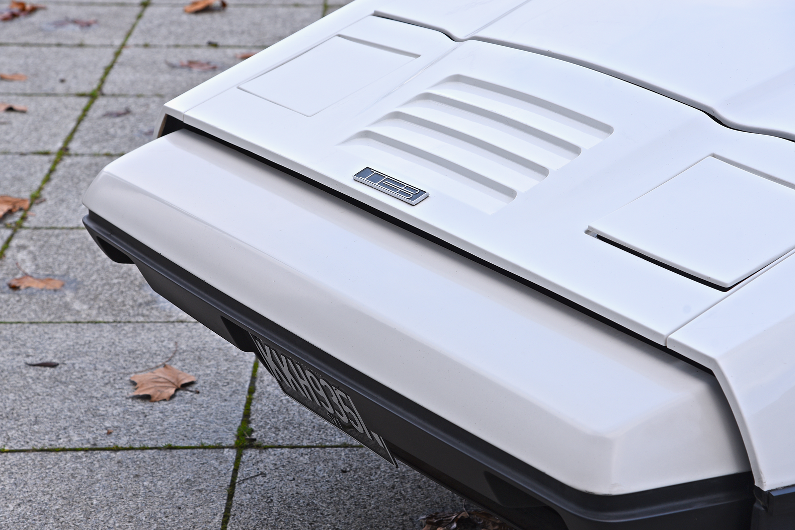 Classic & Sports Car – Future shockers: De Lorean DMC-12 and Bricklin SV-1