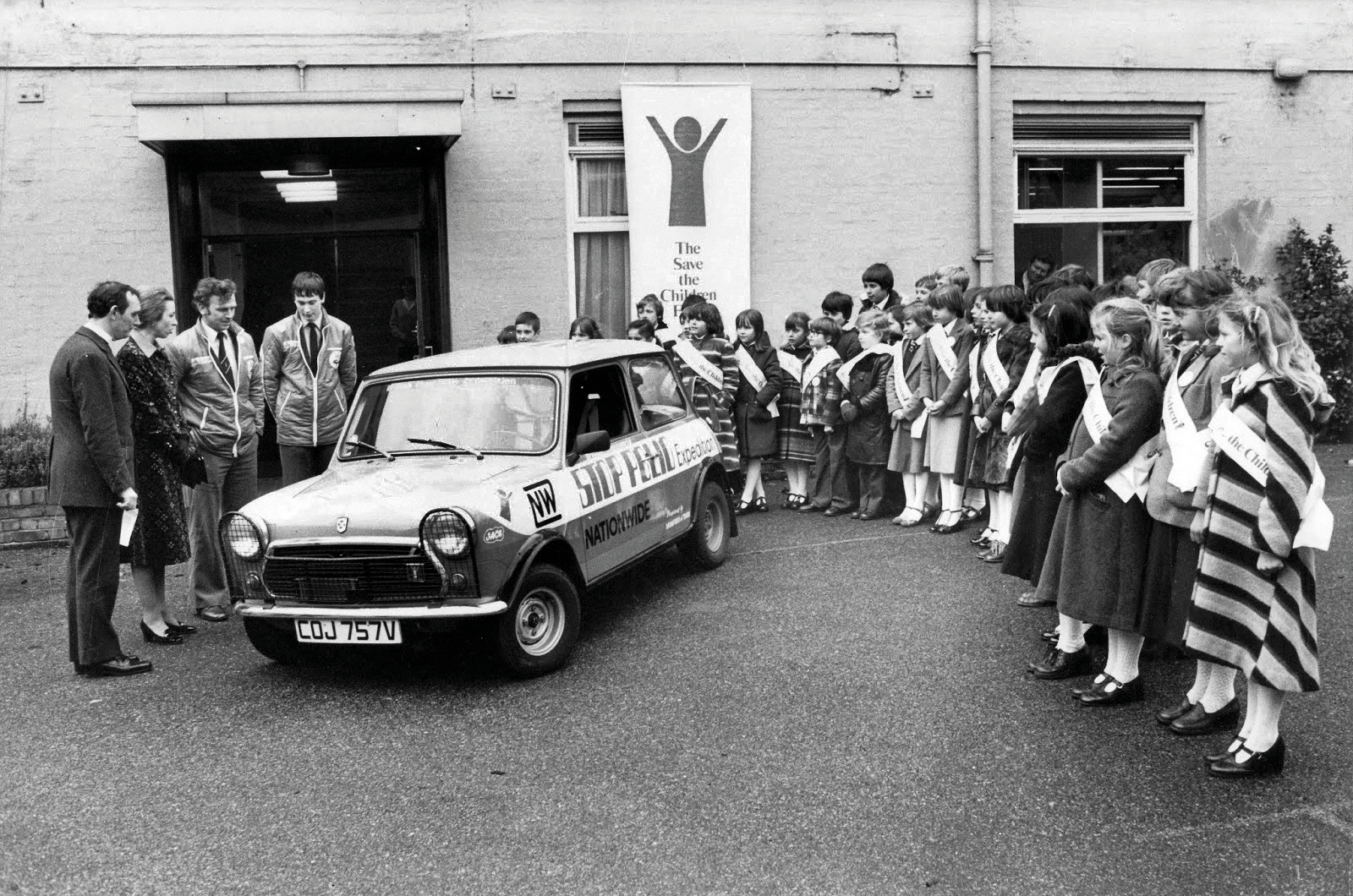 Classic & Sports Car – 60,000 miles around the world in Minis