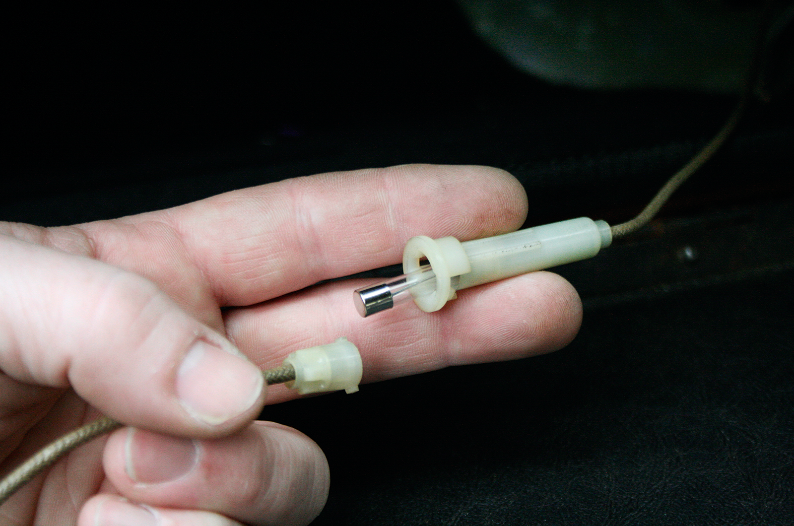 Classic & Sports Car – How to… fit a new stereo into your classic car