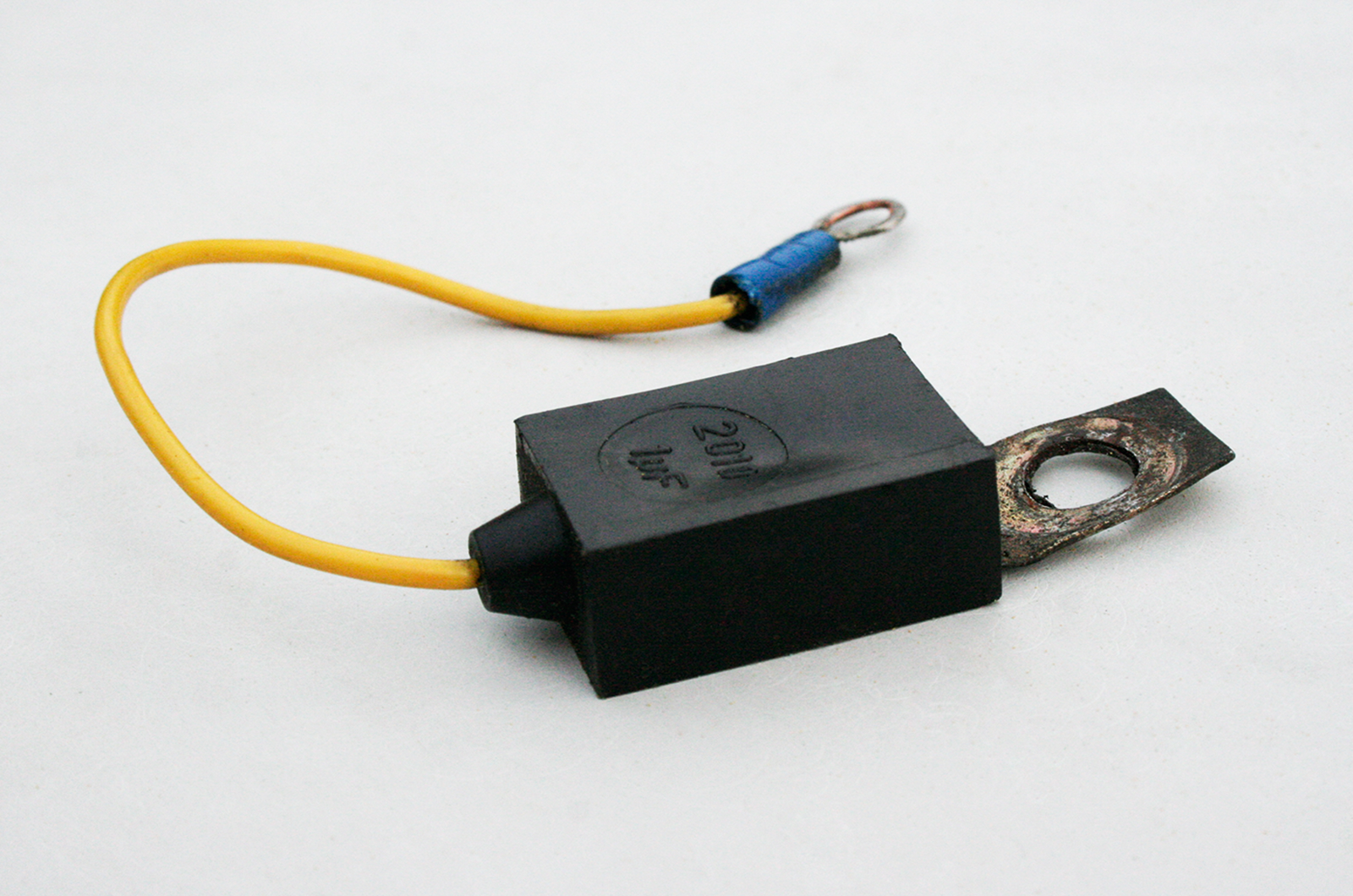 Classic & Sports Car – How to… fit a new stereo into your classic car