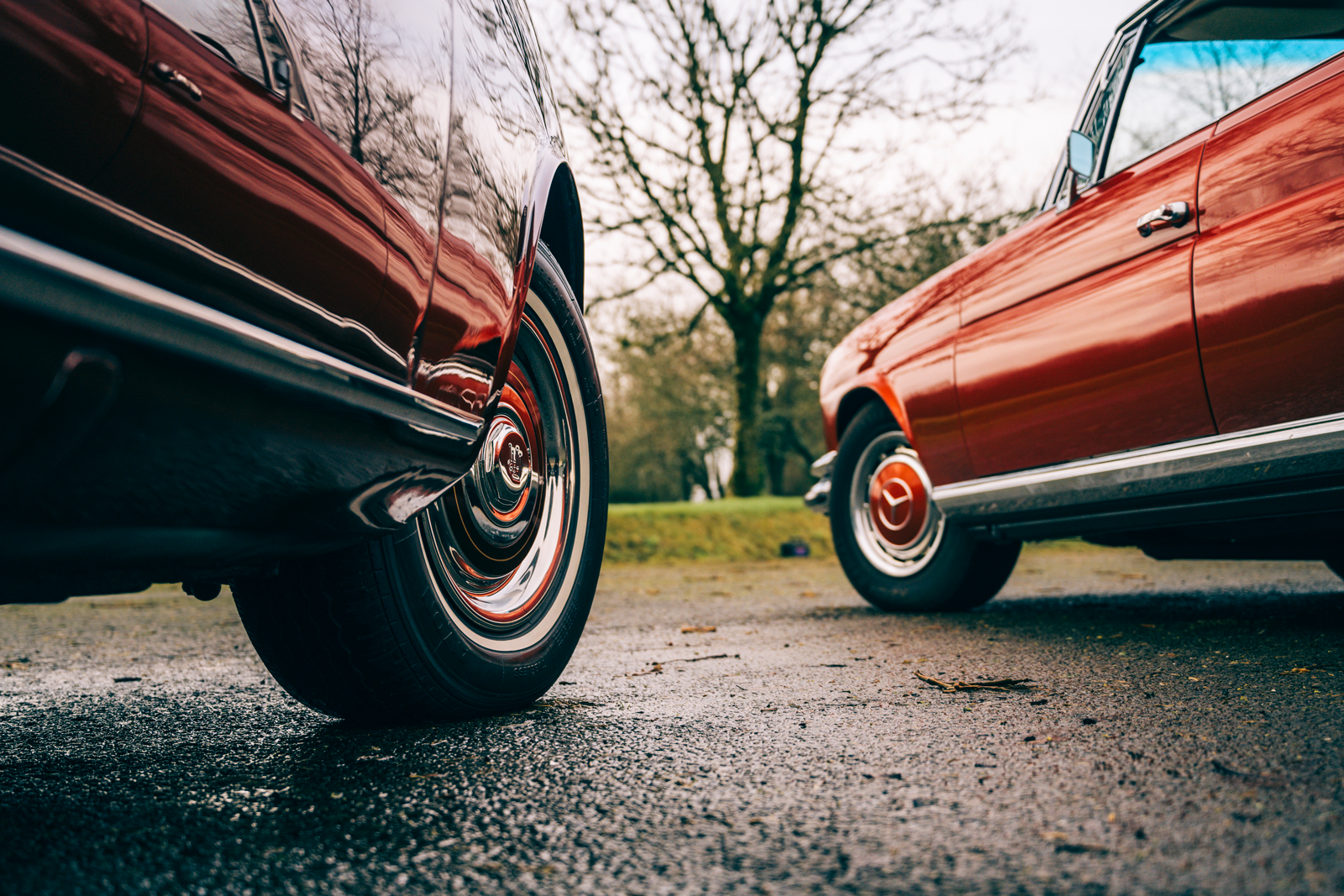 Classic & Sports Car – Glamour models: Mercedes-Benz 280SE 3.5 Coupé vs Rolls-Royce Silver Shadow MPW