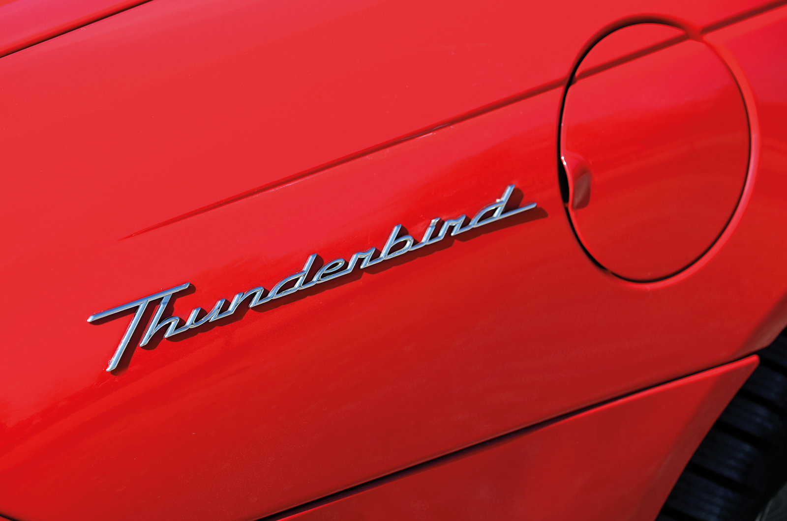 Classic & Sports Car – Is the reborn Ford Thunderbird really that bad?