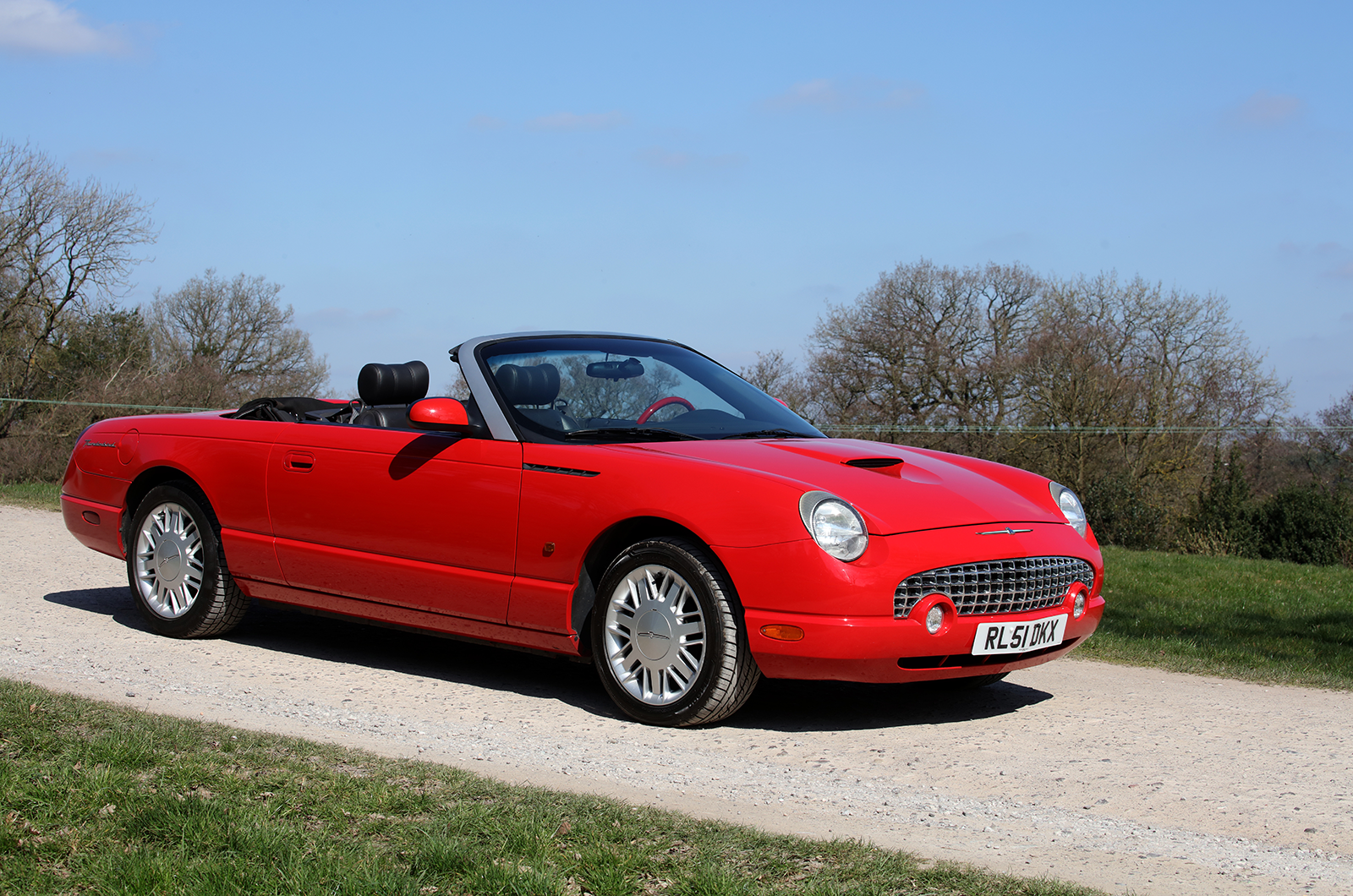 Classic & Sports Car – Is the reborn Ford Thunderbird really that bad?