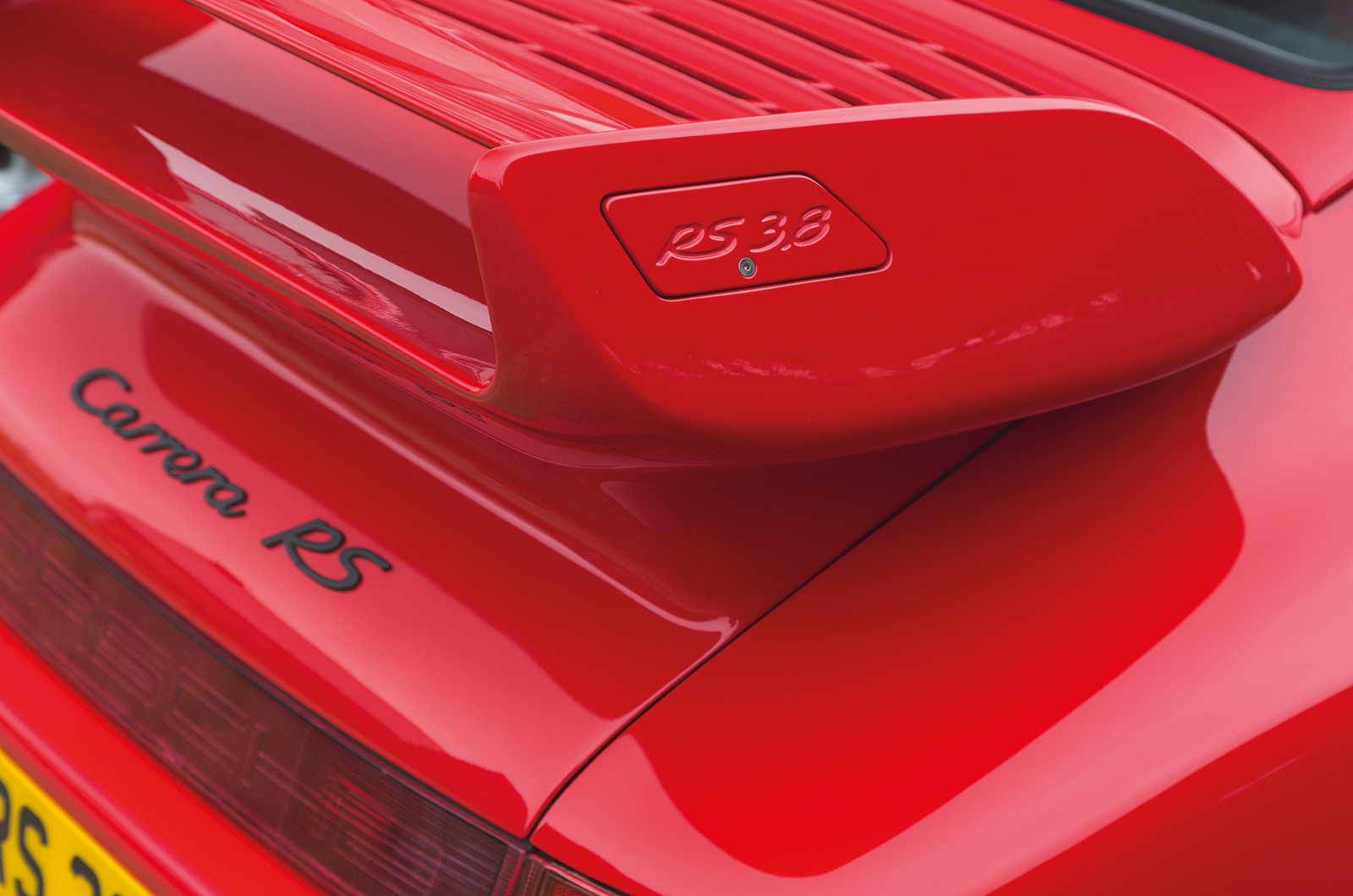 Classic & Sports Car – Porsche dream machines: 911 RS 3.8 vs 928 GTS