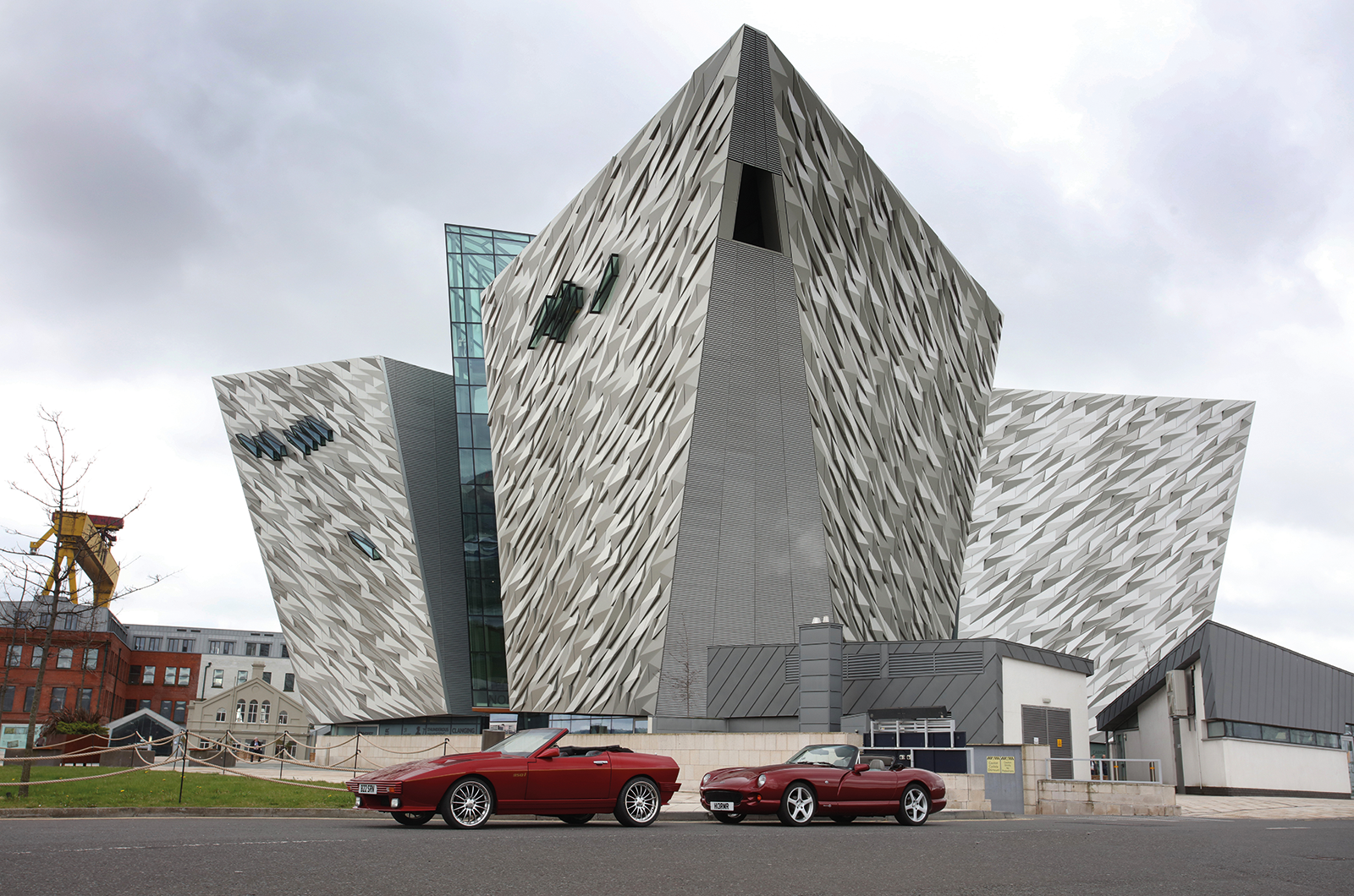 Classic & Sports Car – Roll of thunder: TVR 350i vs TVR Chimaera 400