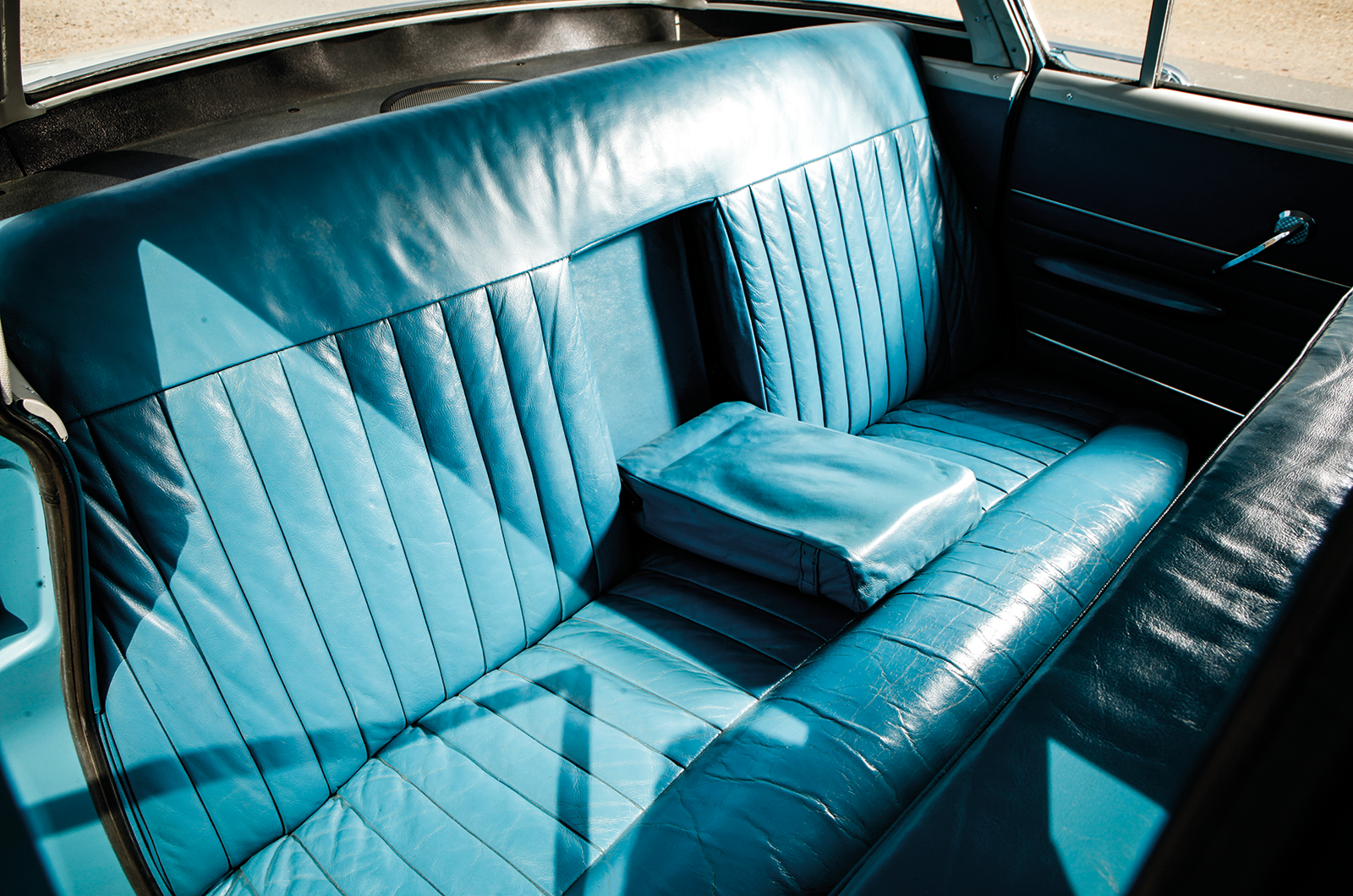 Classic & Sports Car – Vauxhall PA Cresta and Vauxhall F-series Victor