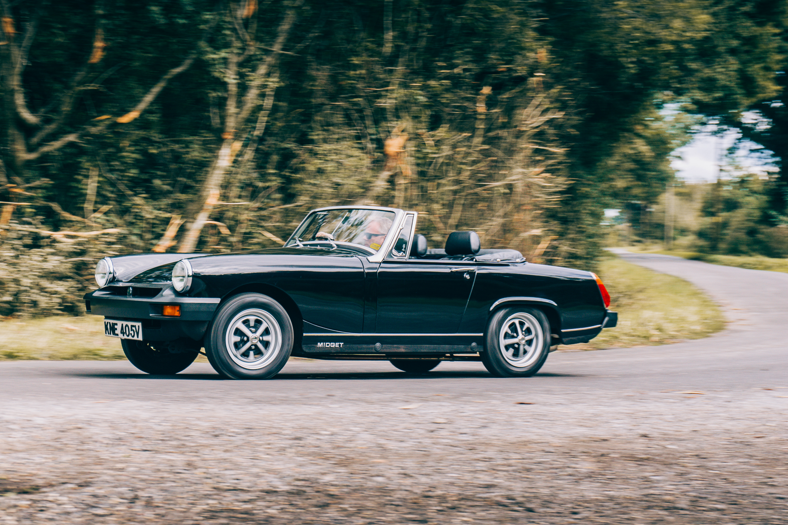 Classic & Sports Car – Shared heart: MG Midget 1500 vs Triumph Spitfire 1500
