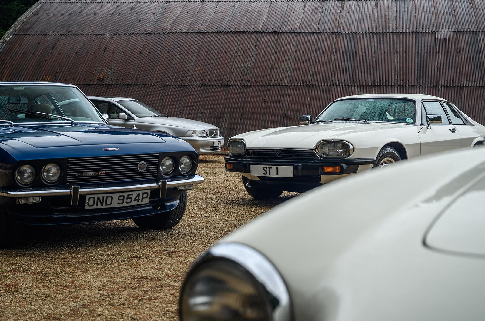 Classic & Sports Car – Driving the cars of The Saint: Volvo P1800, Jaguar XJ-S, Jensen Interceptor and Volvo C70