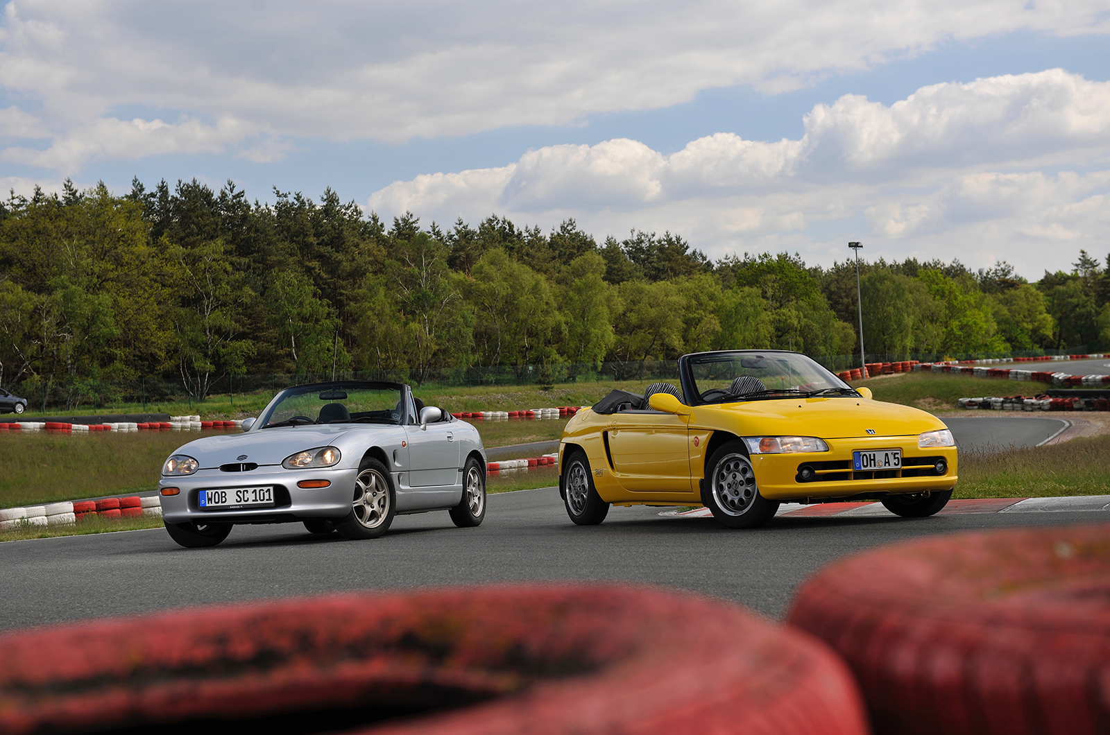 Classic & Sports Car – Tiddlers on test: Suzuki Cappuccino vs Honda Beat