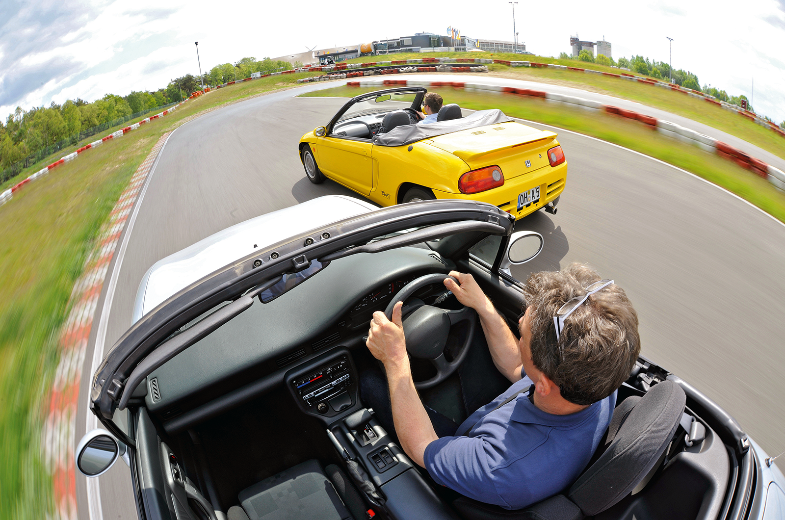 Classic & Sports Car – Tiddlers on test: Suzuki Cappuccino vs Honda Beat