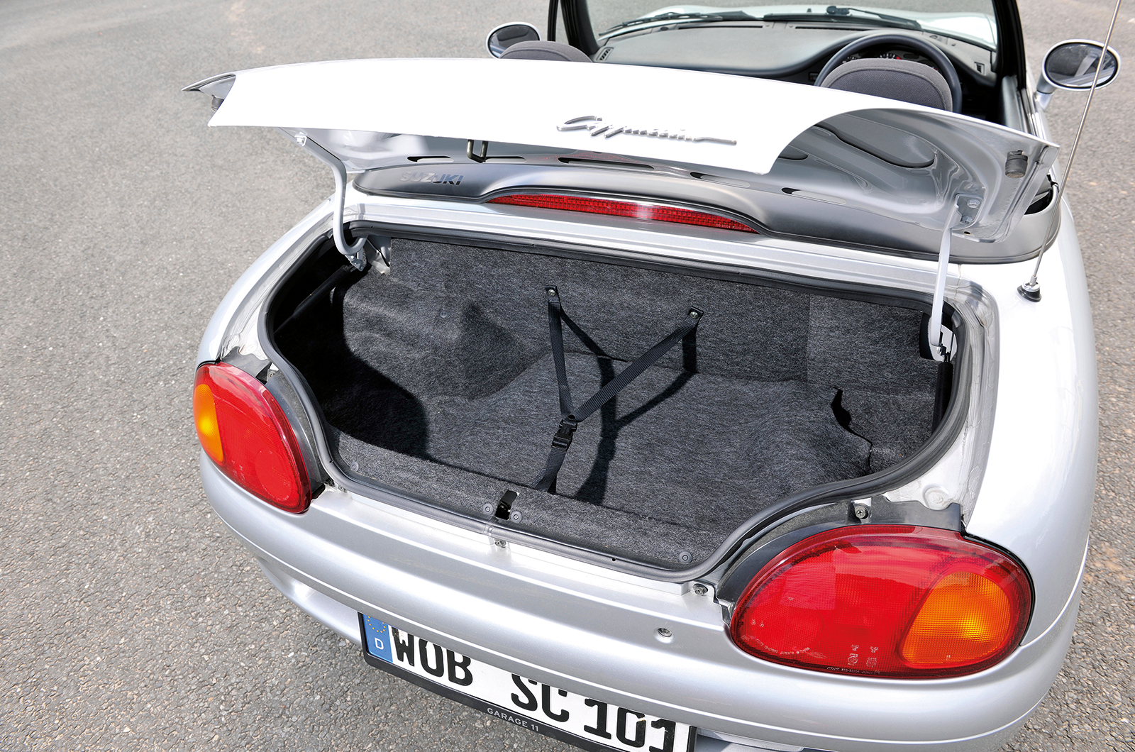 Classic & Sports Car – Tiddlers on test: Suzuki Cappuccino vs Honda Beat