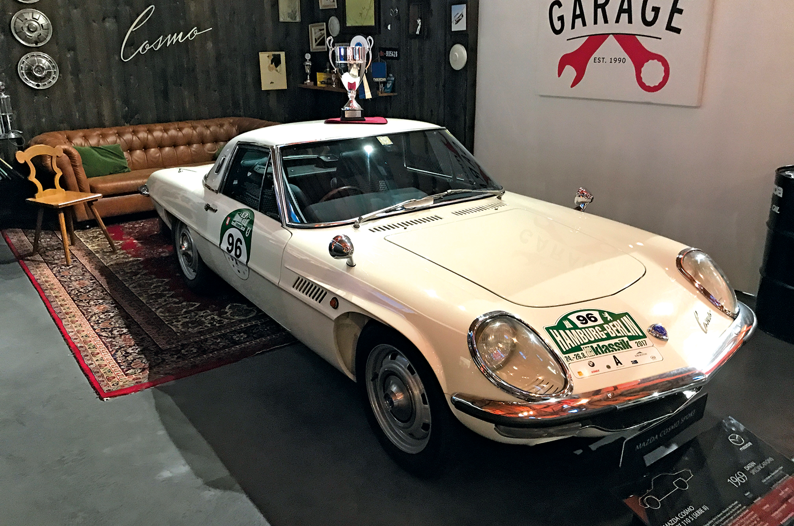 Classic & Sports Car – Classic shrine: Automobil Museum Frey