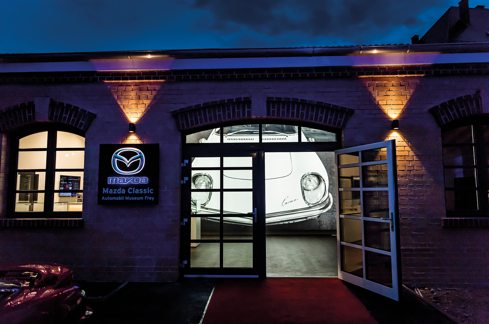 Classic & Sports Car – Classic shrine: Automobil Museum Frey