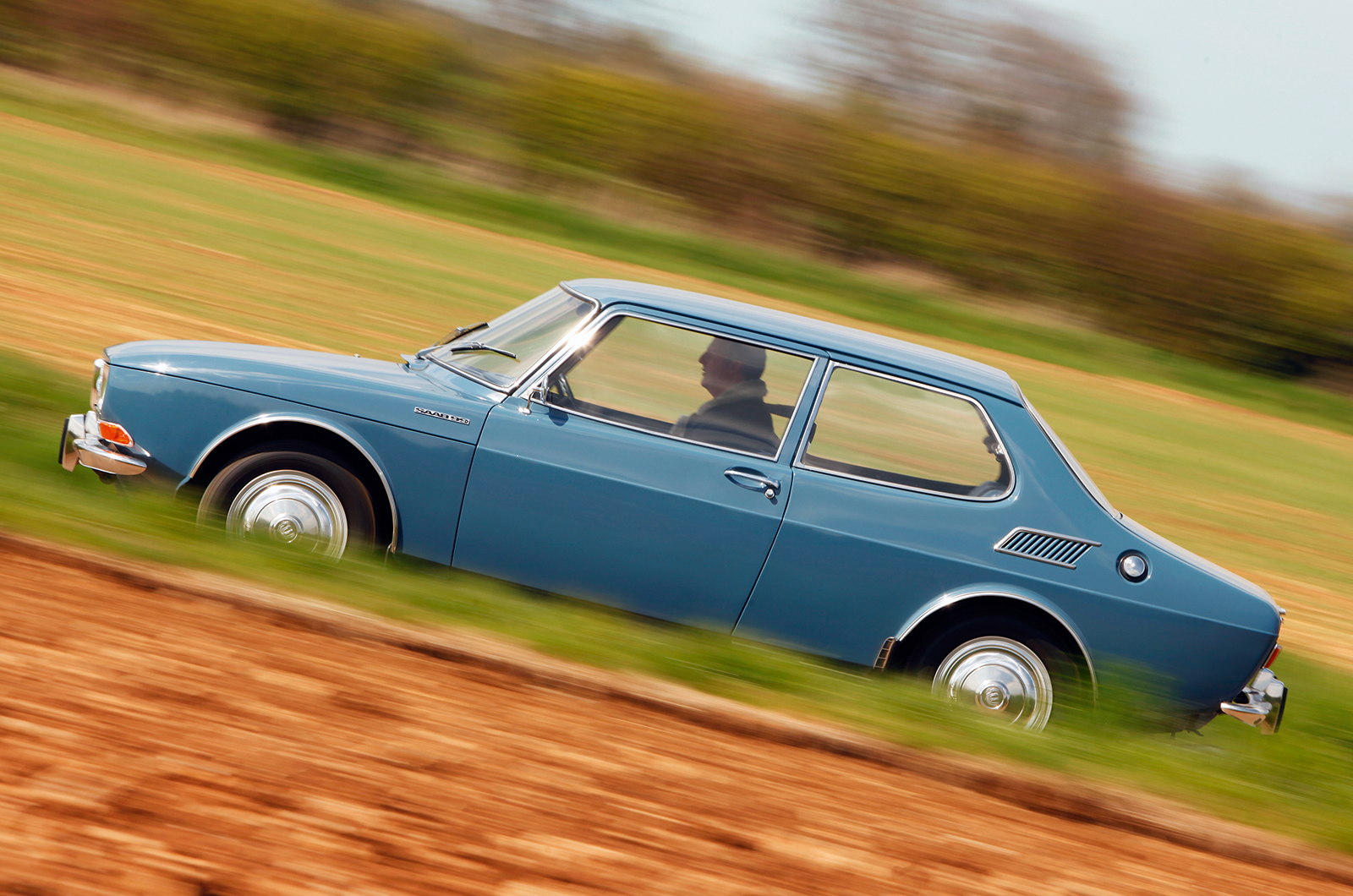 Classic & Sports Car – From the left field: Citroën CX vs Lancia Beta vs Princess vs Saab 99