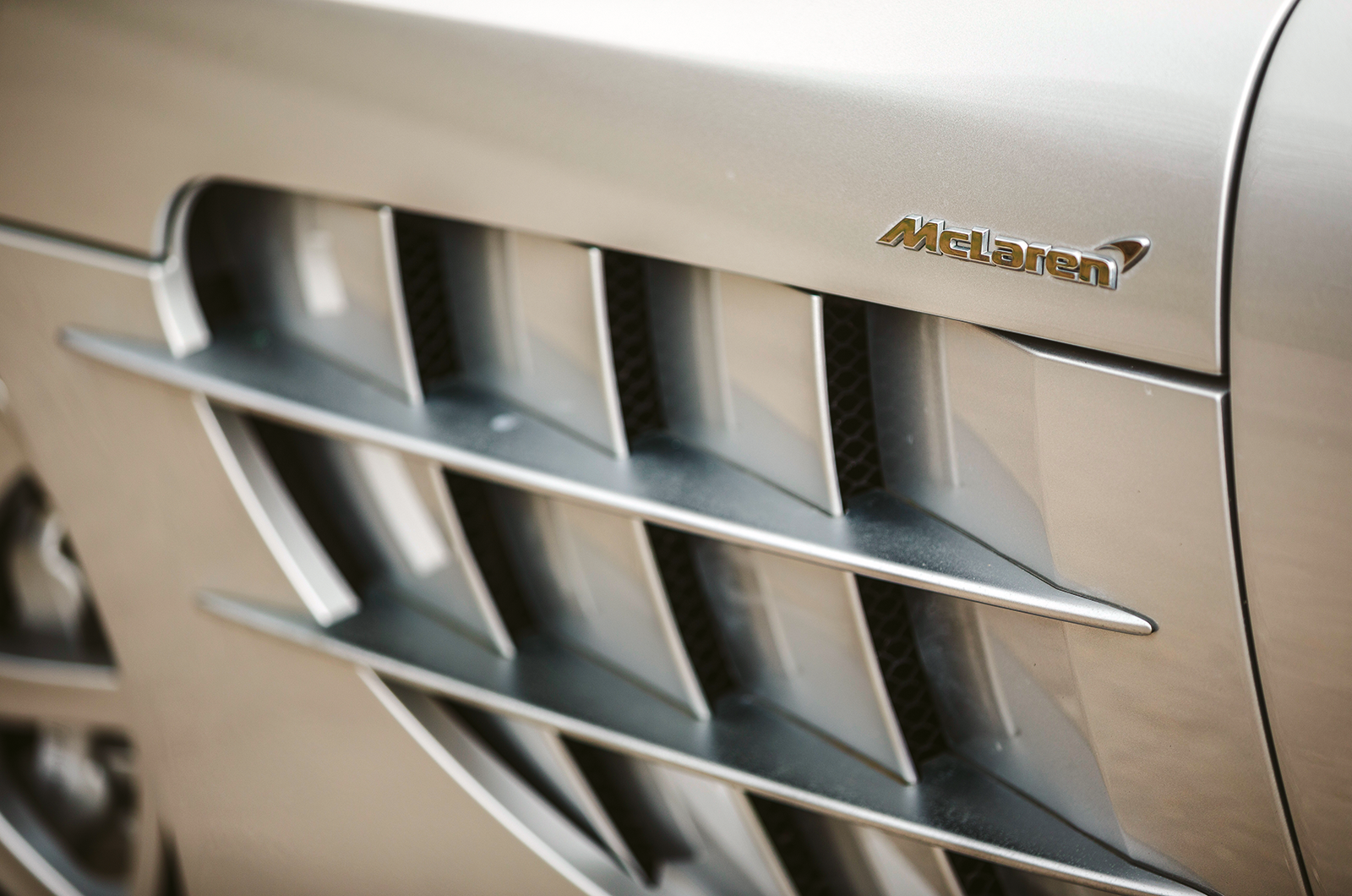 Classic & Sports Car – Double centurions: Mercedes-Benz SLR McLaren vs Bristol Fighter