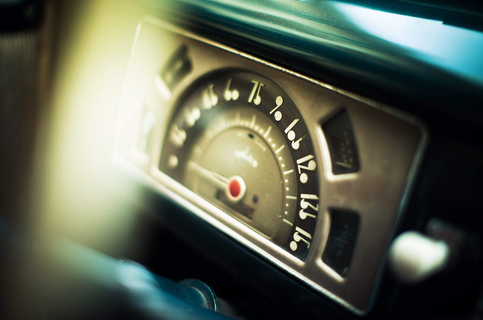 Classic & Sports Car – Driving the forgotten Volvo PV60