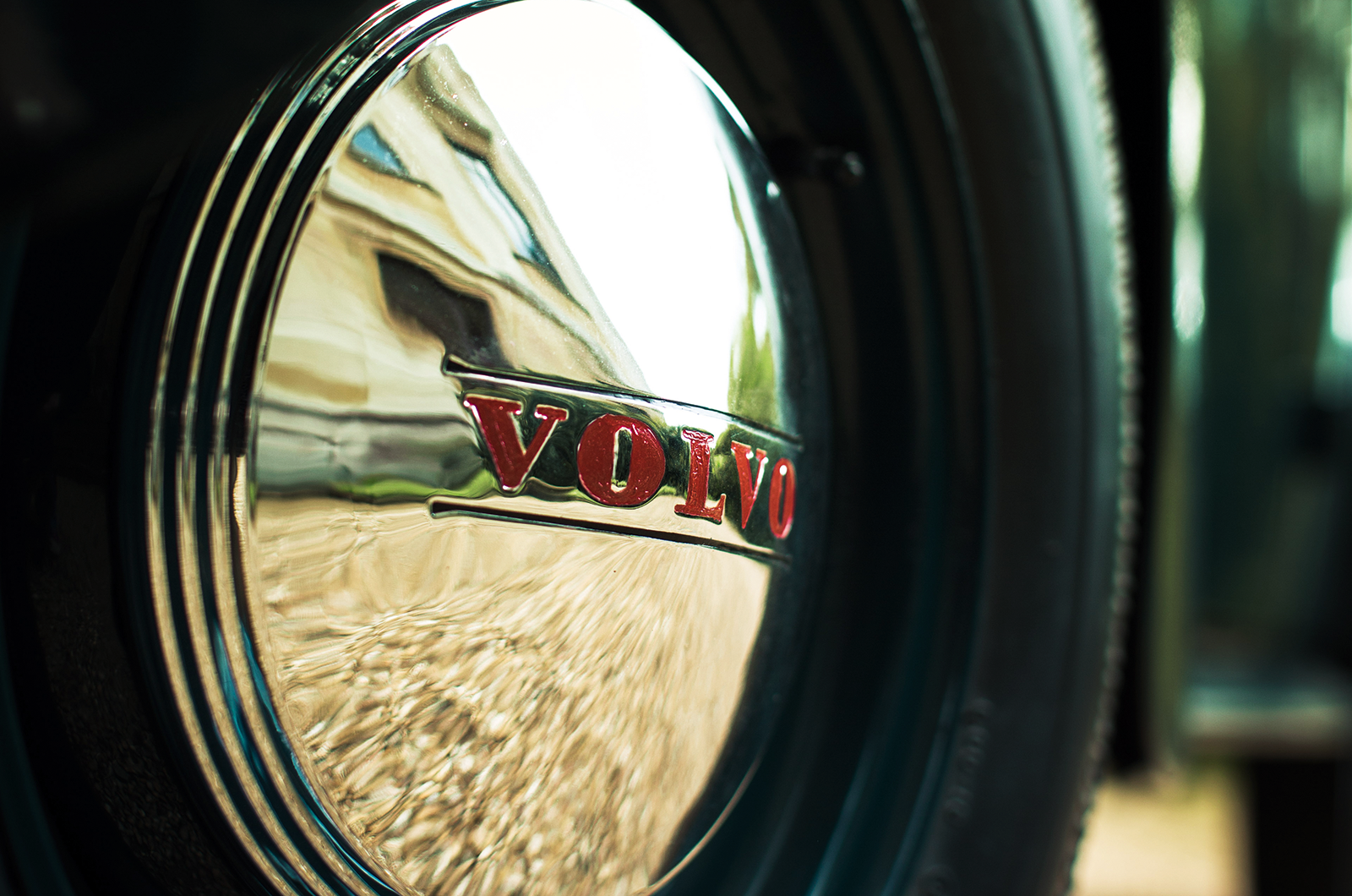 Classic & Sports Car – Driving the forgotten Volvo PV60