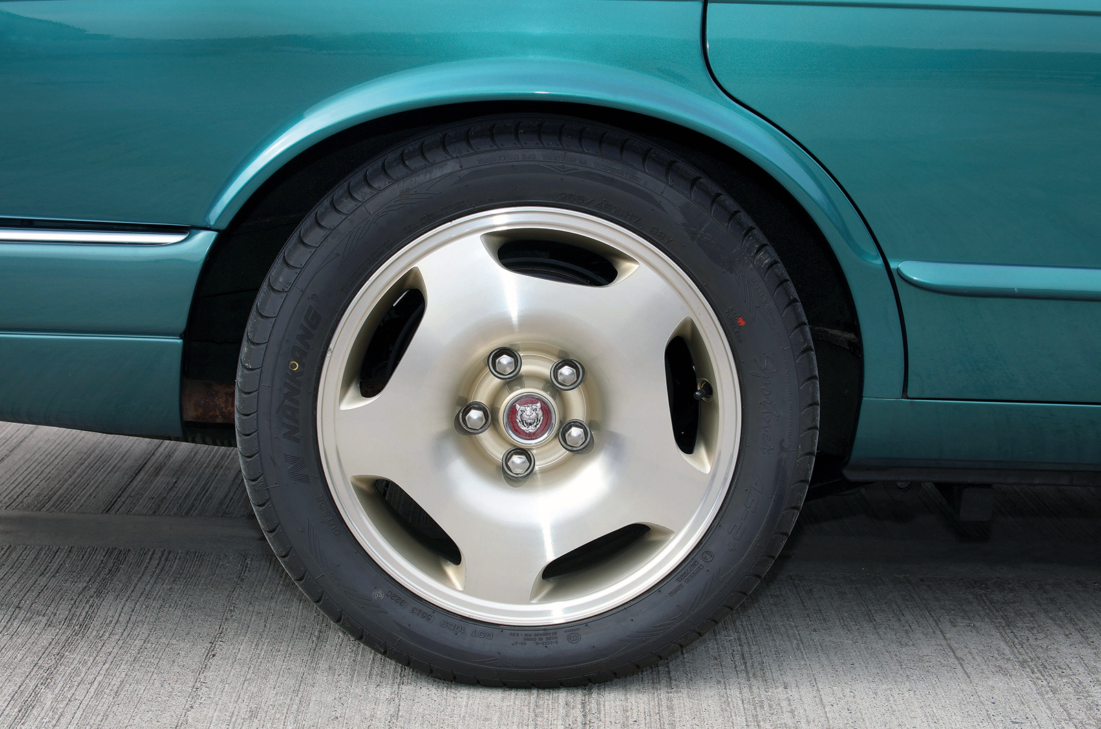 Classic & Sports Car – Buyer’s guide: Jaguar XJR