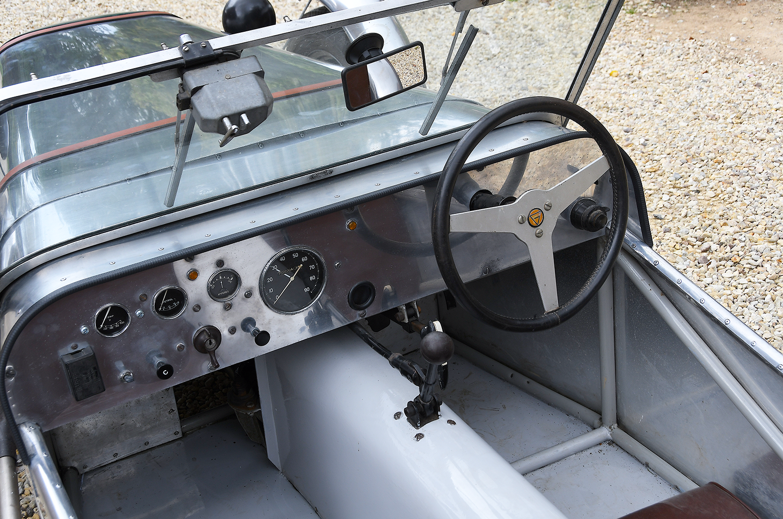 Classic & Sports Car – Founding father: Ginetta G2