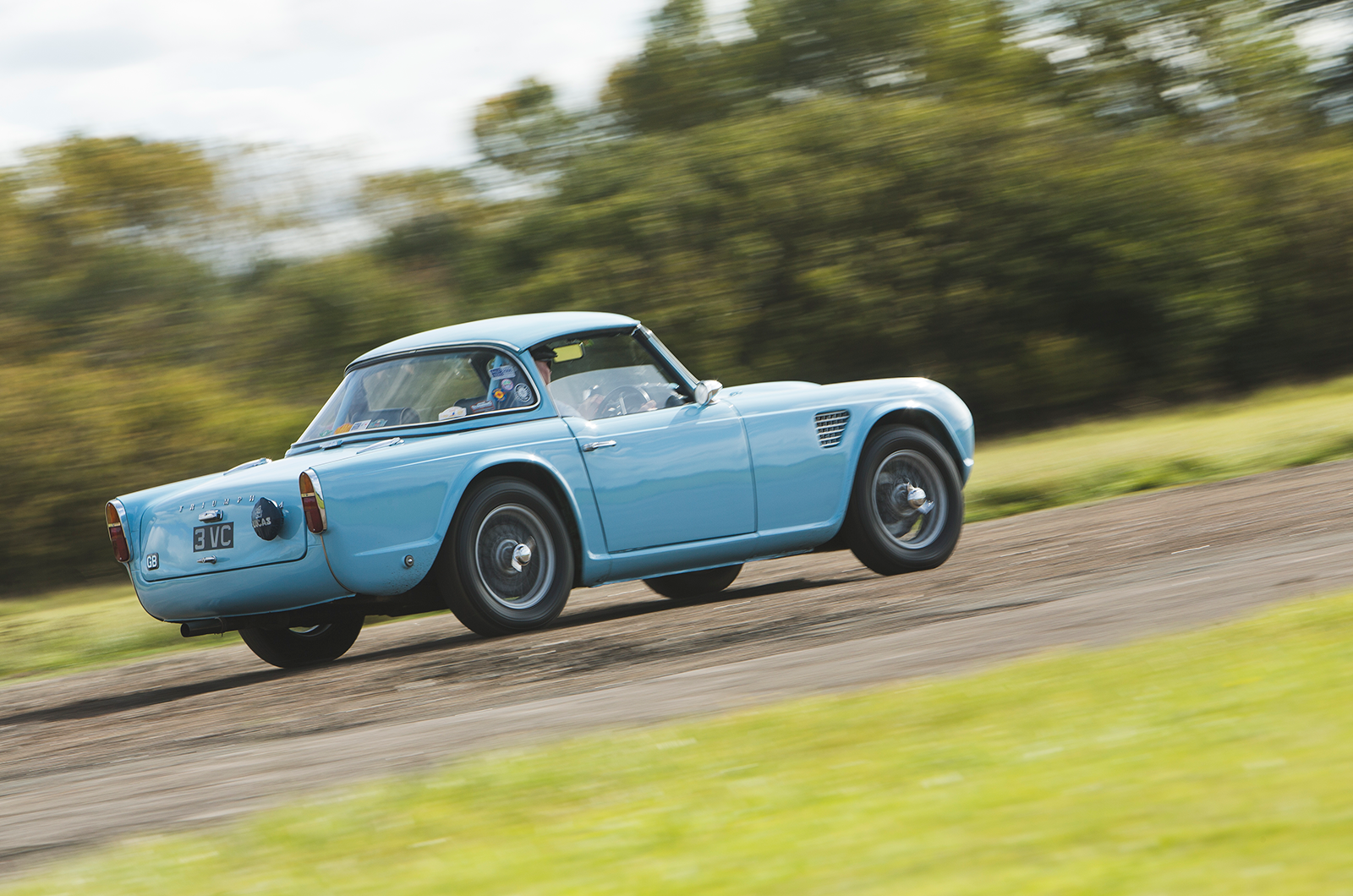 Classic & Sports Car – TR4: Triumph’s rally underdog